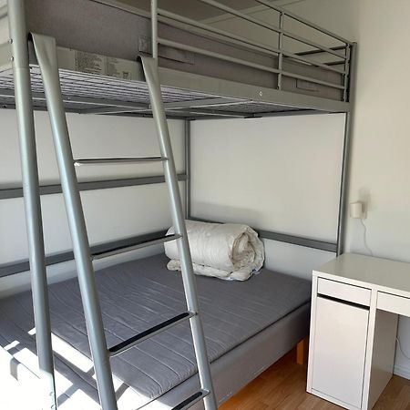 Mandal Apartment Mit Moeglichkeit Ein Boot Zu Benutzen Und Angeln Exterior foto